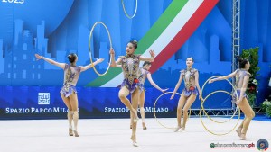 aa q china chn ph simone ferraro sfa05627 copia